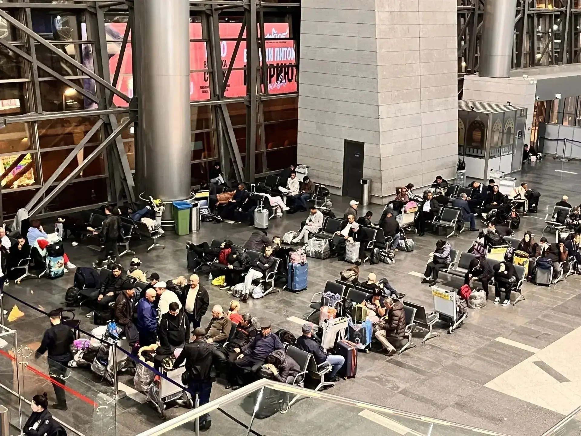 ✈Во Внукове изменилось расписание рейсов из-за ограничений.