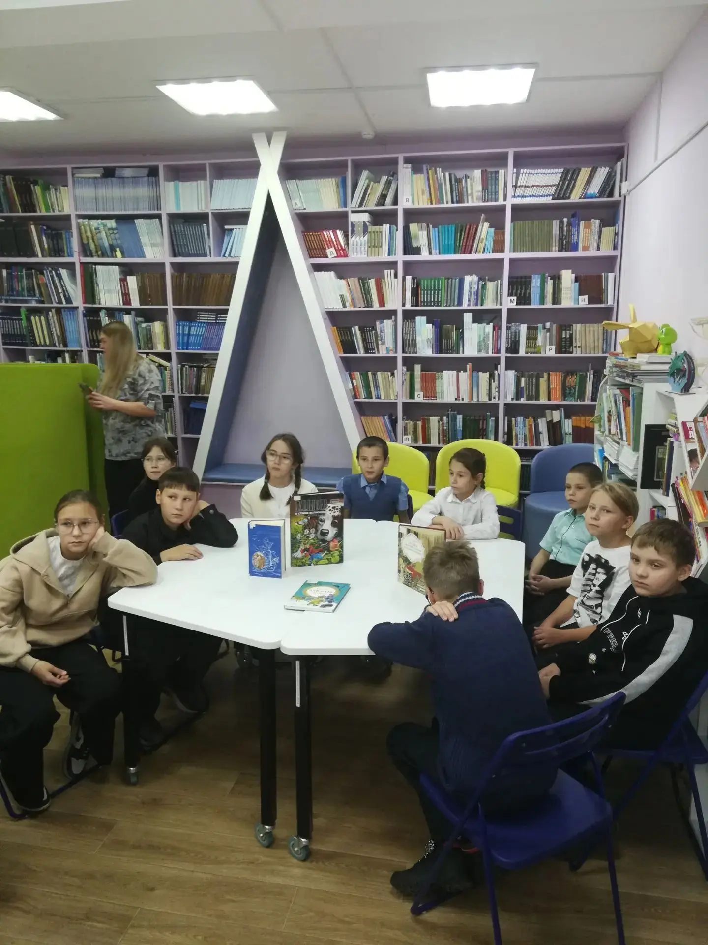 📚 Книги любим мы читать, на вопросы отвечать!