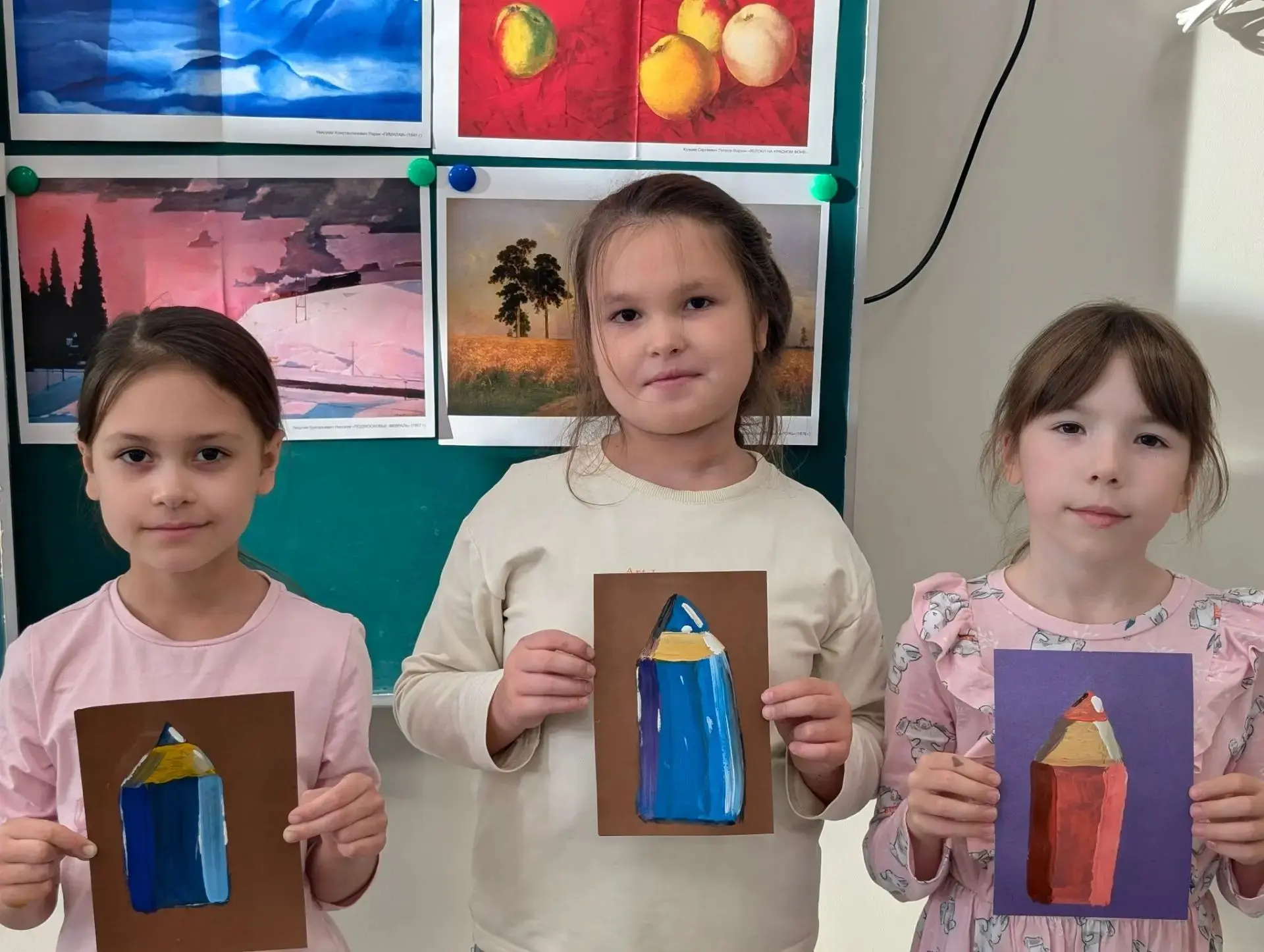 🔶Сегодня в изостудии «Свой цвет»  второклассники 🎨