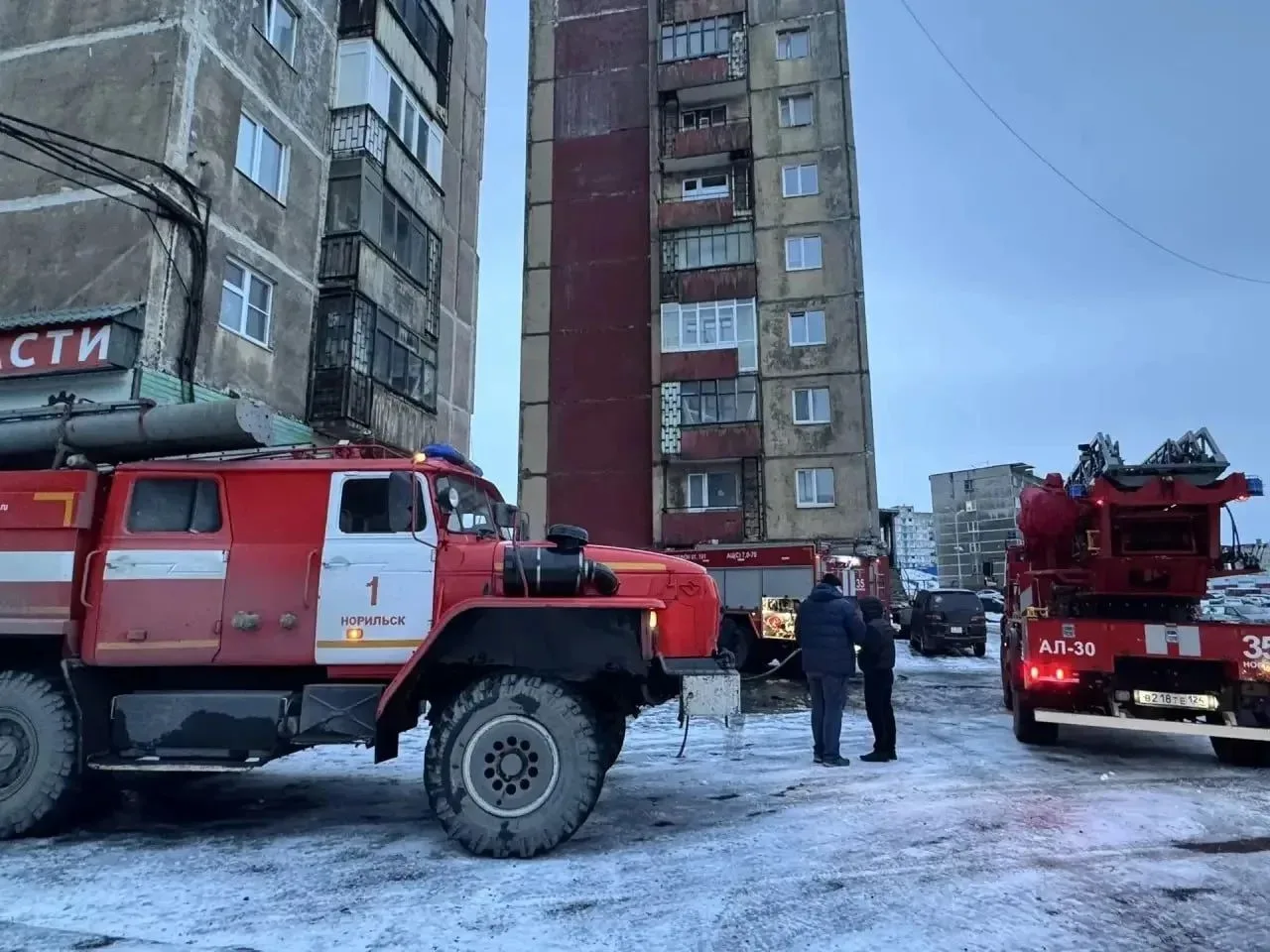 💡После работы пожарных жители нескольких домов на Солнечном проезде остались без элект...