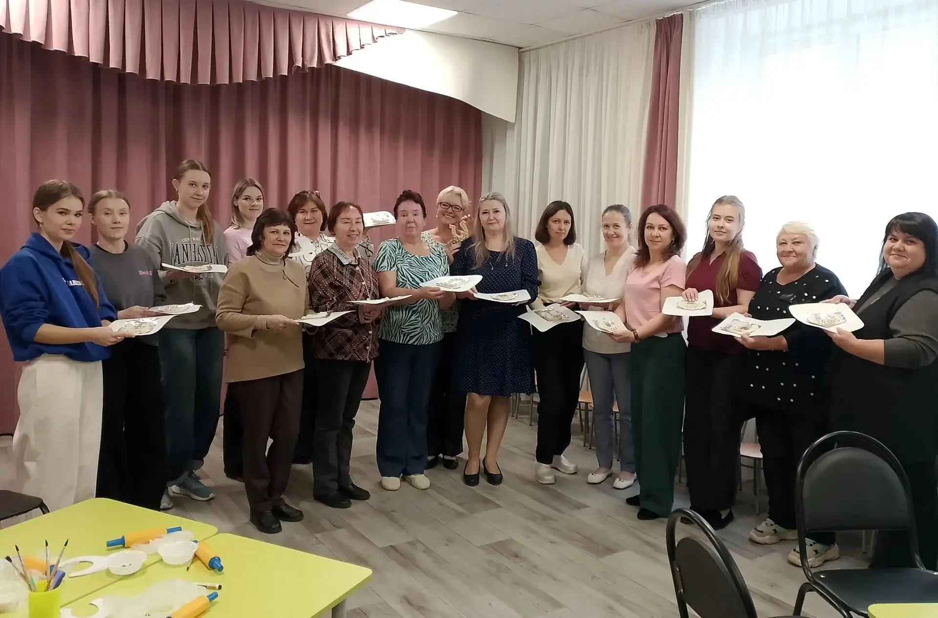 9 октября в ОК 27 ЦРР-детском саду 144 состоялась дружеская🤝 встреча педагогов школ и ...