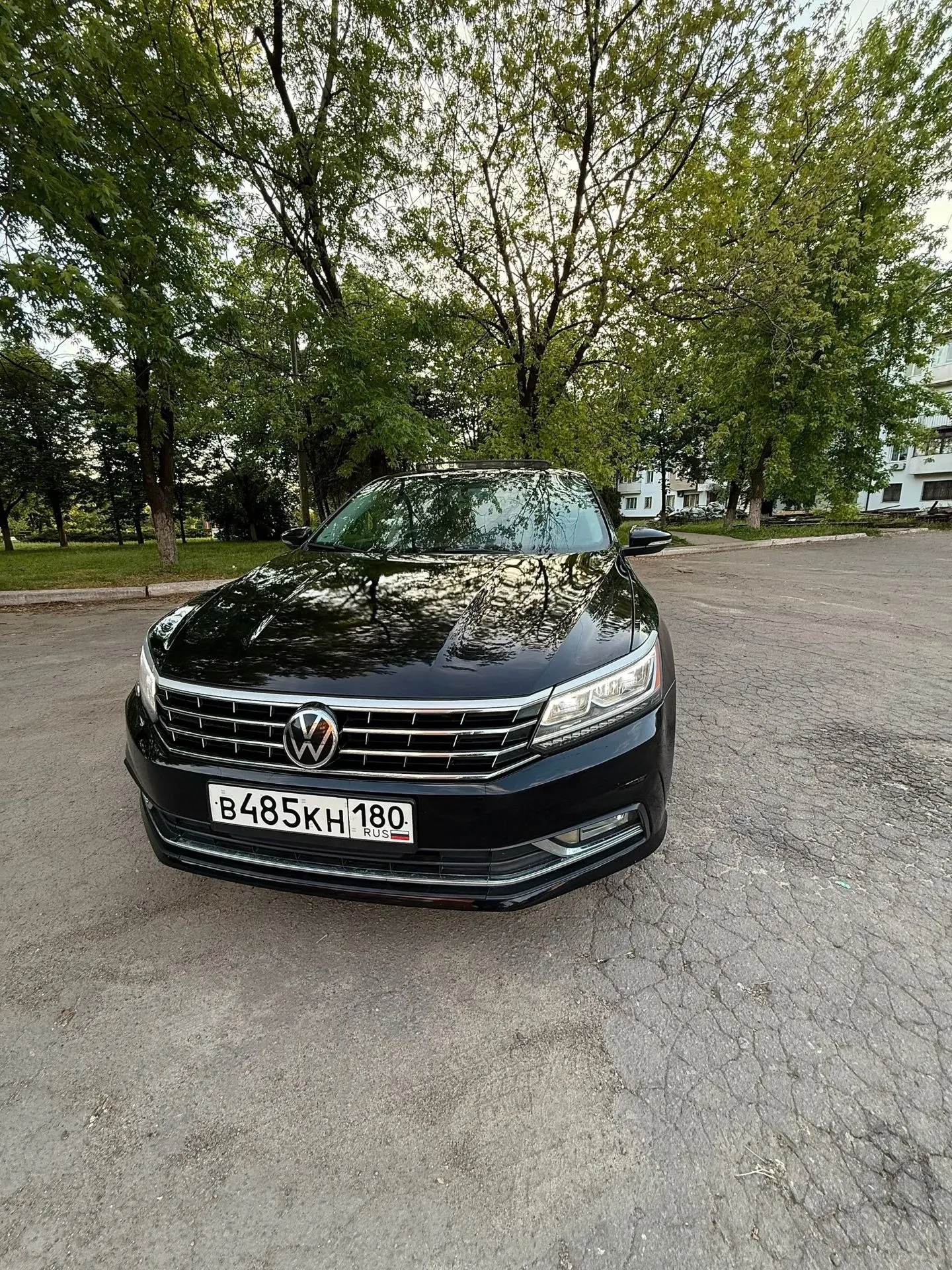 Продаю Volkswagen Passat B8 1.8 TSI. 2016