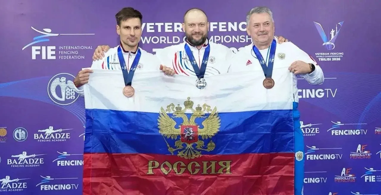 На чемпионате мира среди ветеранов россияне стартовали тремя медалями! 🇷🇺🥈🥉🥉🇷🇺