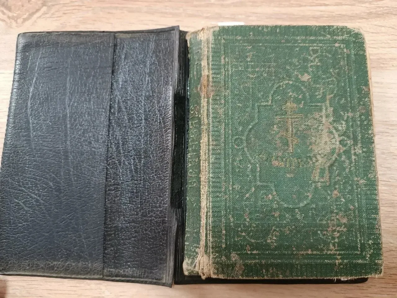 ✍🏻Псалтырь 1895 года и икона Николая Чудотворца 19 века пополнили коллекцию краеведчес...