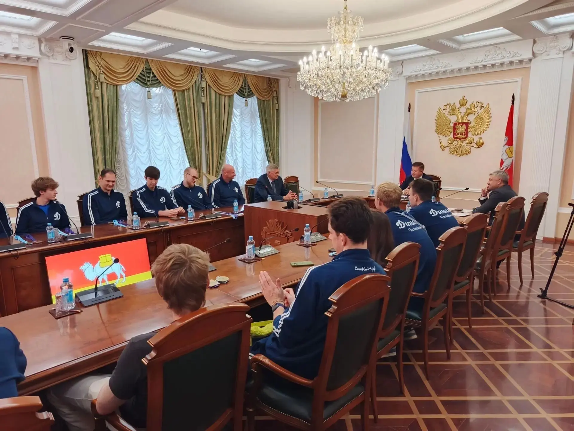 Наш друг, корреспондент ОТВ Виталий Визаулин побывал на приёме в Правительстве Челябинс...
