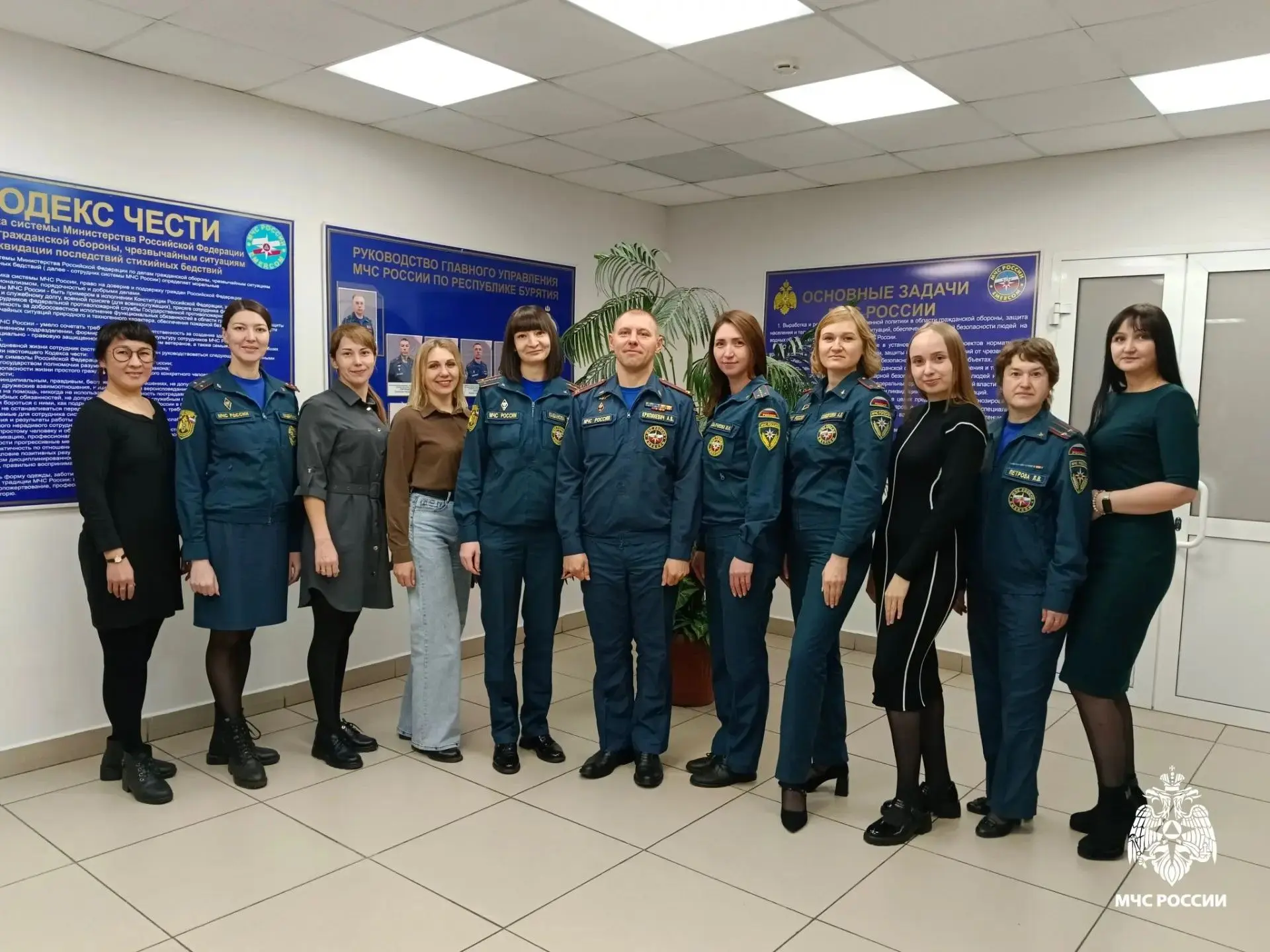 Служба начинается с людей💐