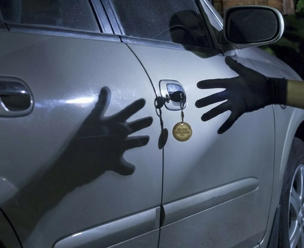 👮‍♂️🚗 Калининградец угнал машину у бывшей жены и заработал уголовку