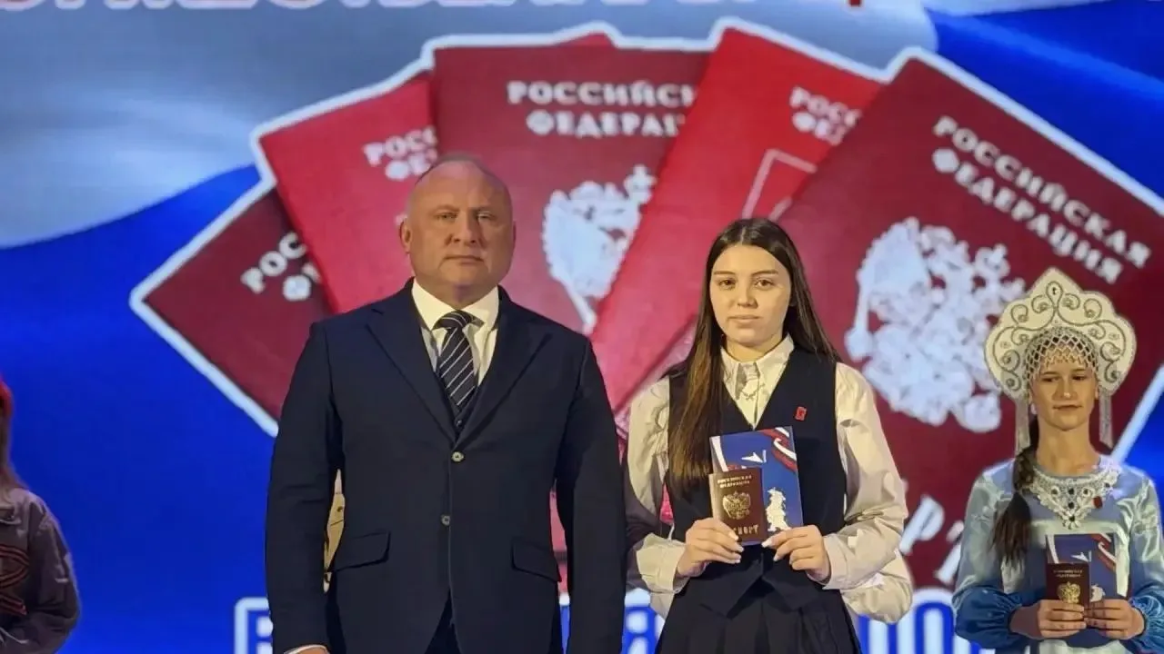 В Городском доме культуры прошла торжественная церемония, посвящённая Дню Республики Ба...