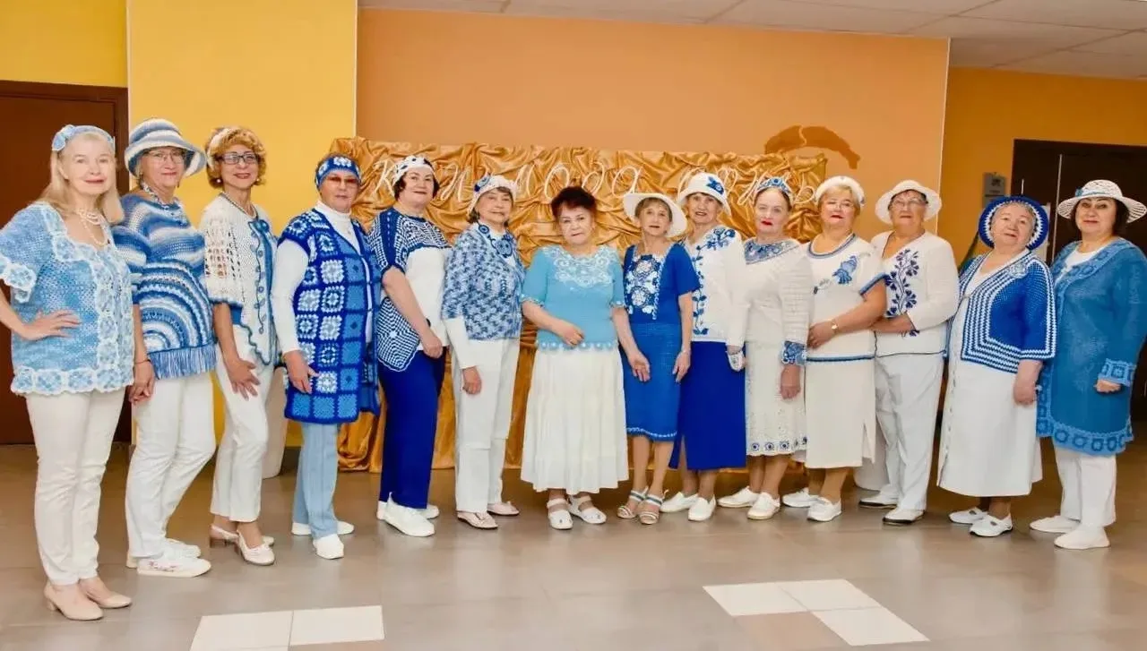 🎉 Вязаная коллекция с душой: пенсионерки из Одинцово покорили фестиваль! 🎉