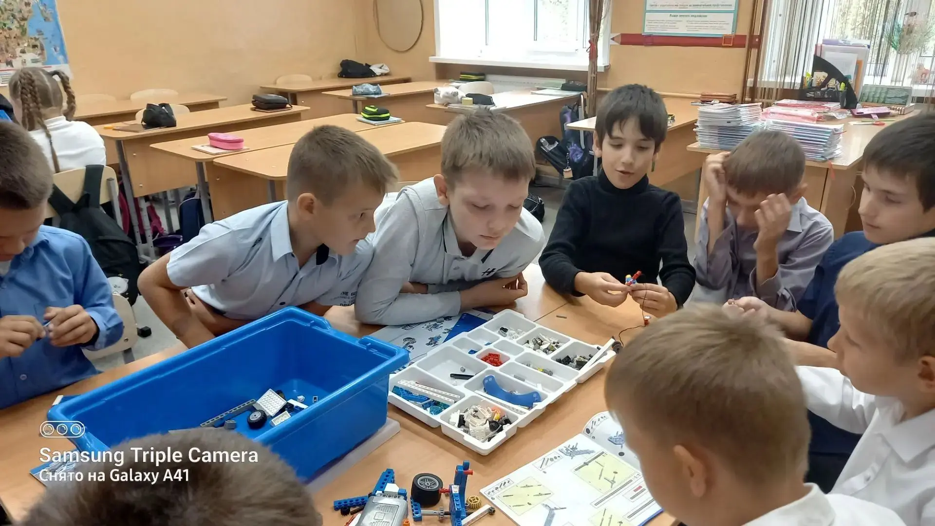 Дети 3 А класса – неутомимые конструкторы, их технические решения остроумны и оригинальны.