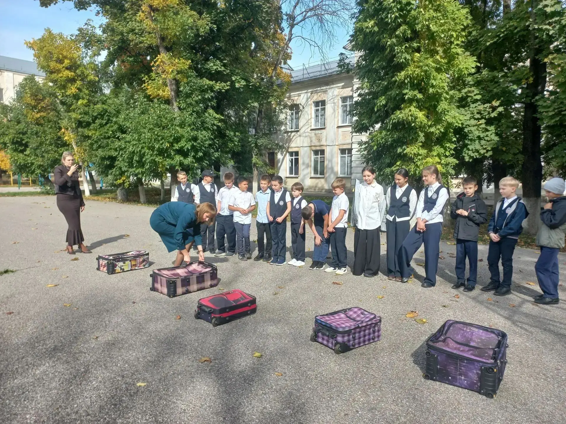 Папины уроки: когда школа становится местом настоящих открытий! 👨‍👧‍👦