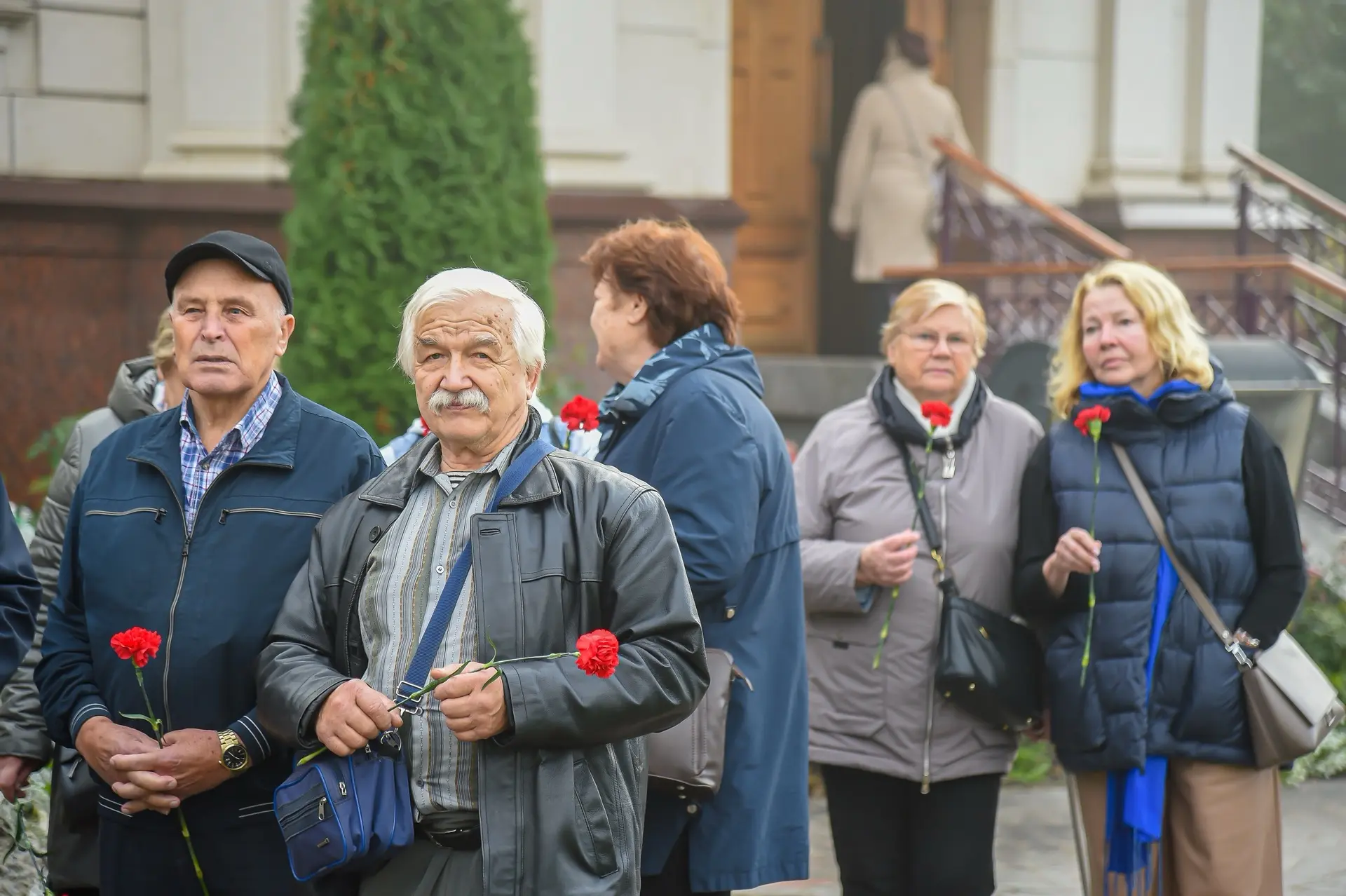 Встреча поколений: ветераны высоковольтных сетей встретились в год 100-летия филиала