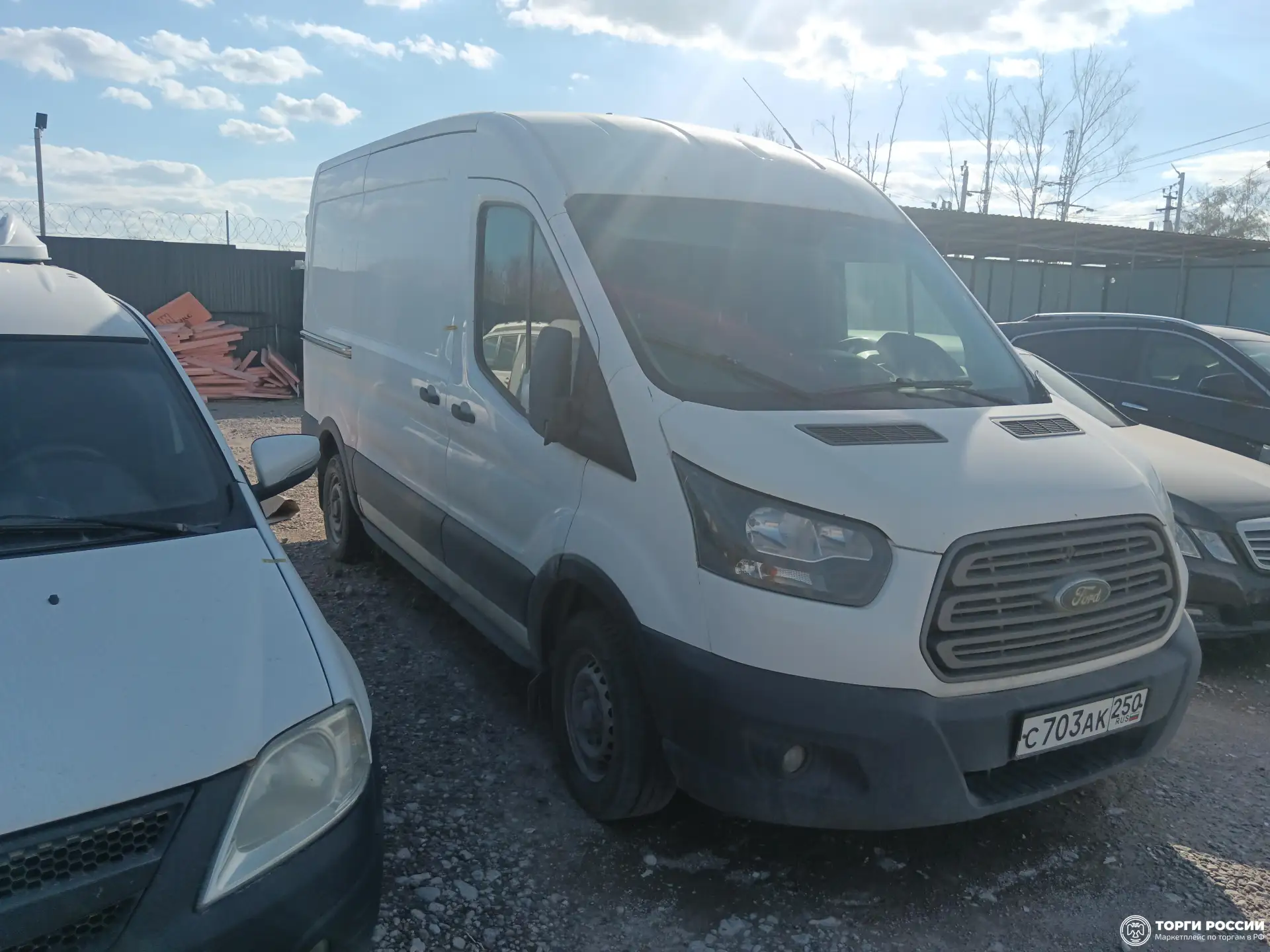 Транспортное средство. Модель: FORD TRANSIT. Тип КПП: МКПП. VIN X2FXXXESGXLS58576. Гос....