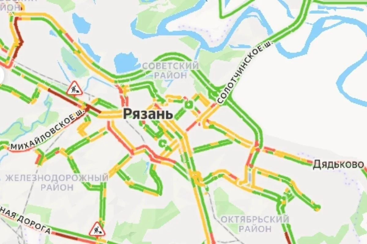 Рязань встала в утренние пробки. Об этом сообщает сервис «Яндекс карты».
