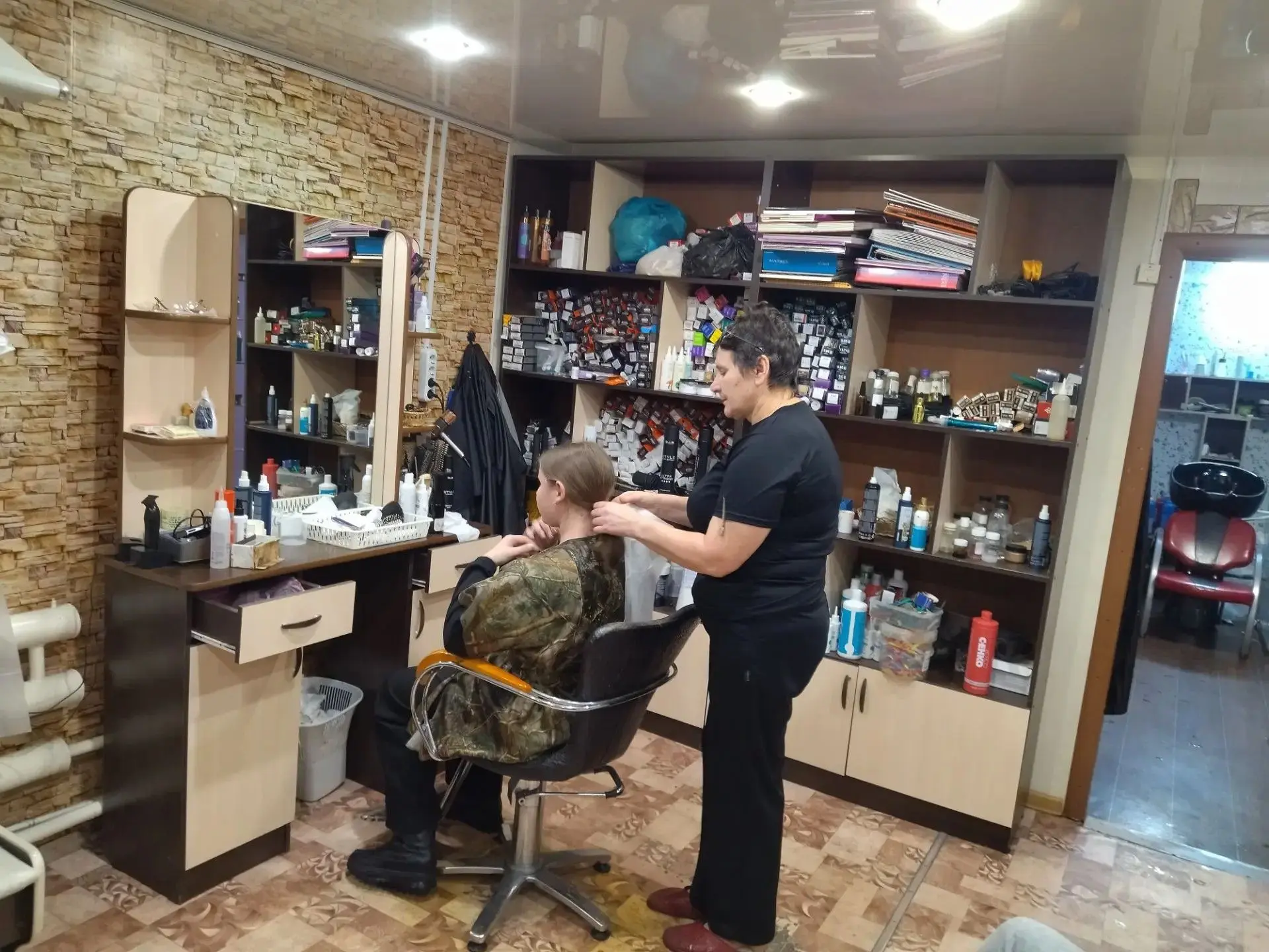 В салоне красоты побывали школьники из Заречья