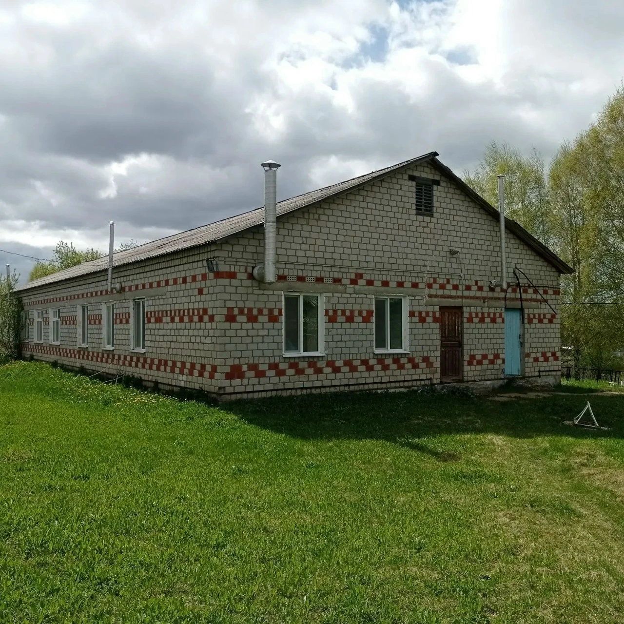 Объявлен аукцион в электронной форме: https://torgi.gov.ru/new/public/notices/view/2100...