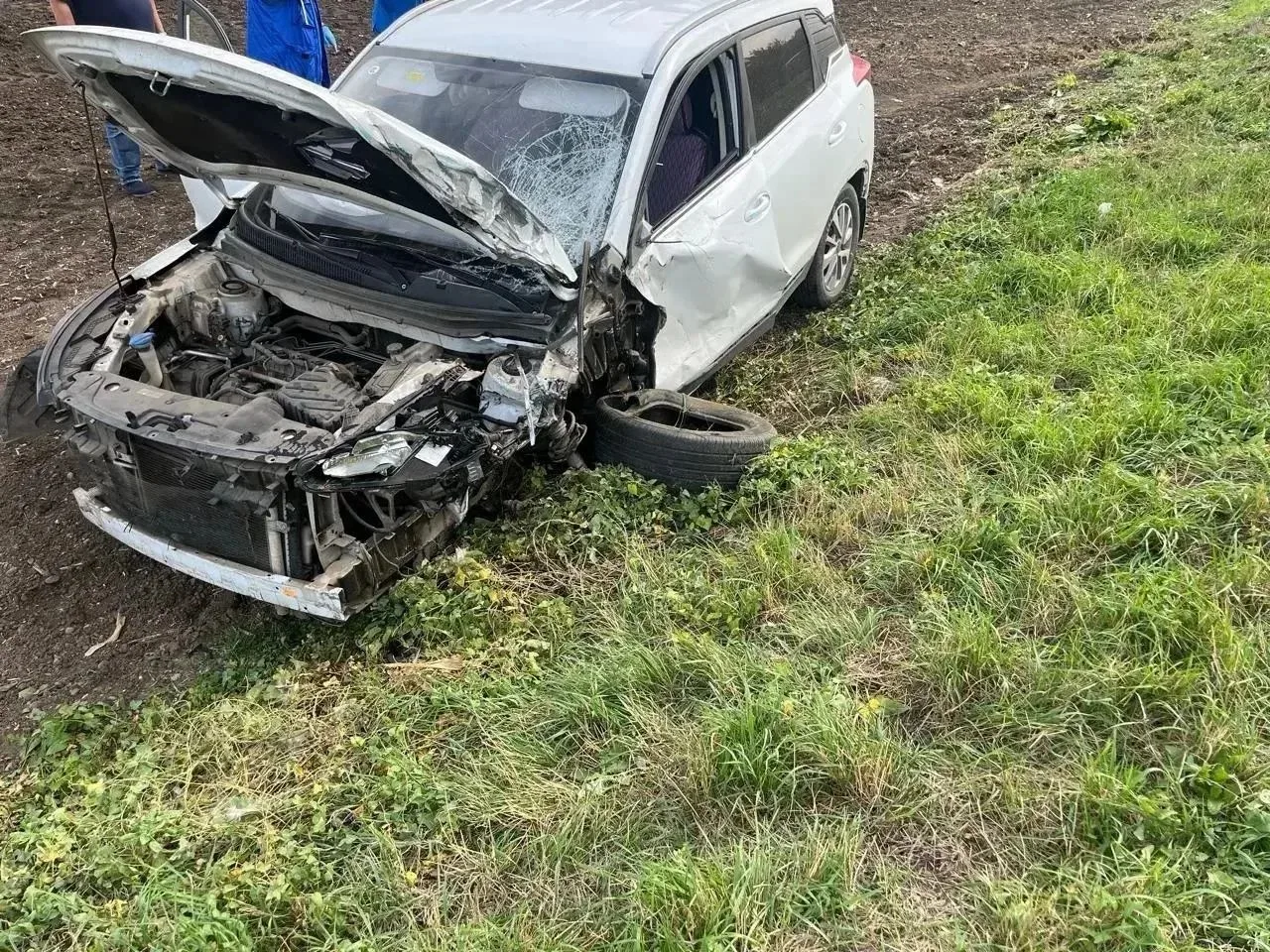 В Кавказском районе выезд на полосу встречного движения в месте, где это запрещено, при...