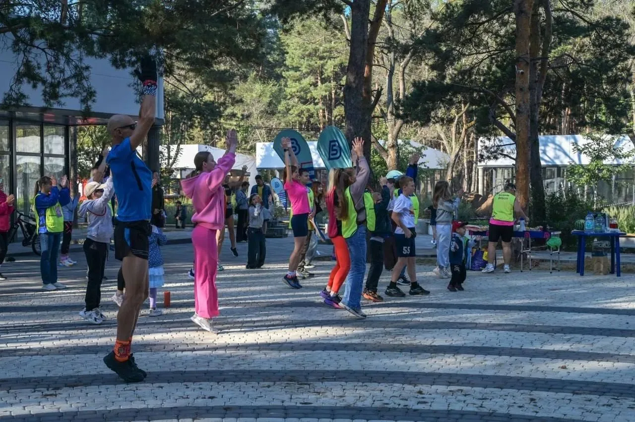 🏃‍♂️ Утренняя пробежка с «5 вёрст» в парке «Танаис»!
