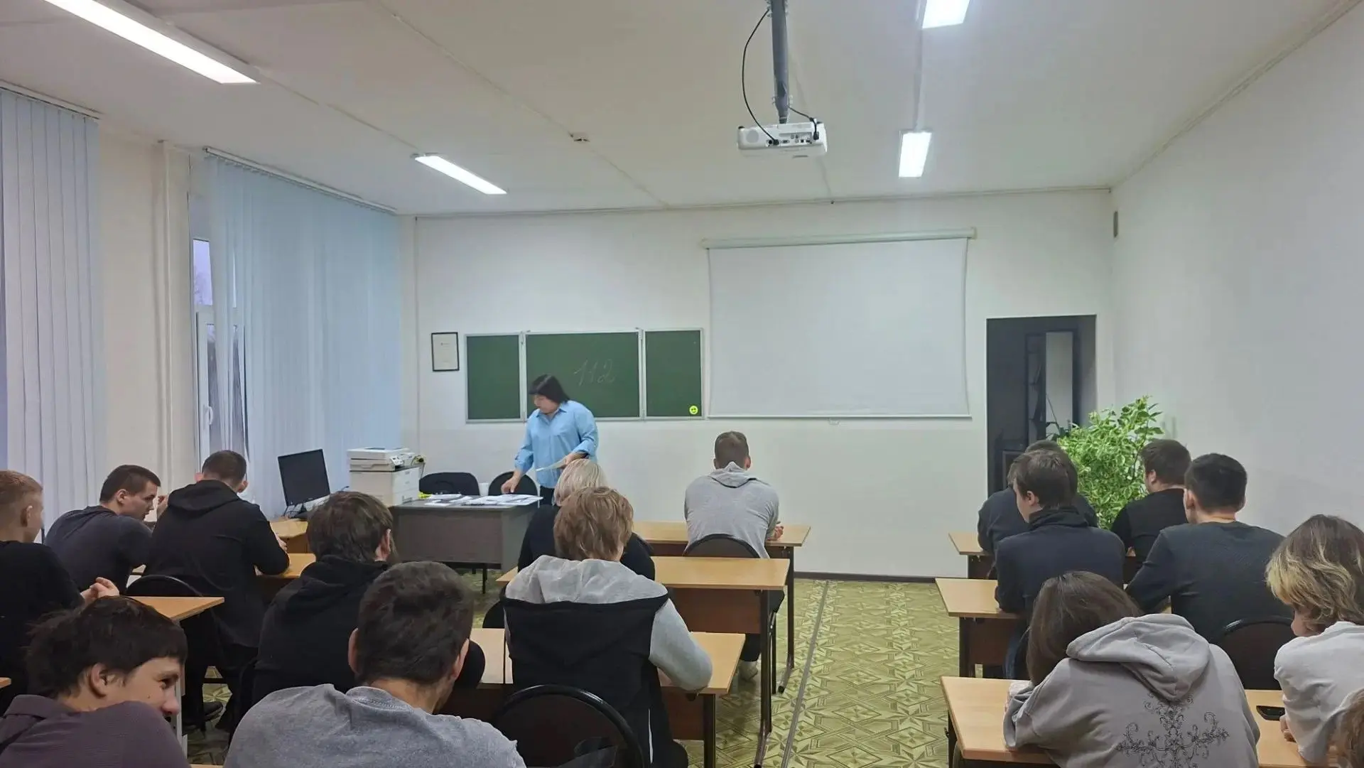 👩‍🏫 В школах города Стрежевой проходит важная профилактическая акция!