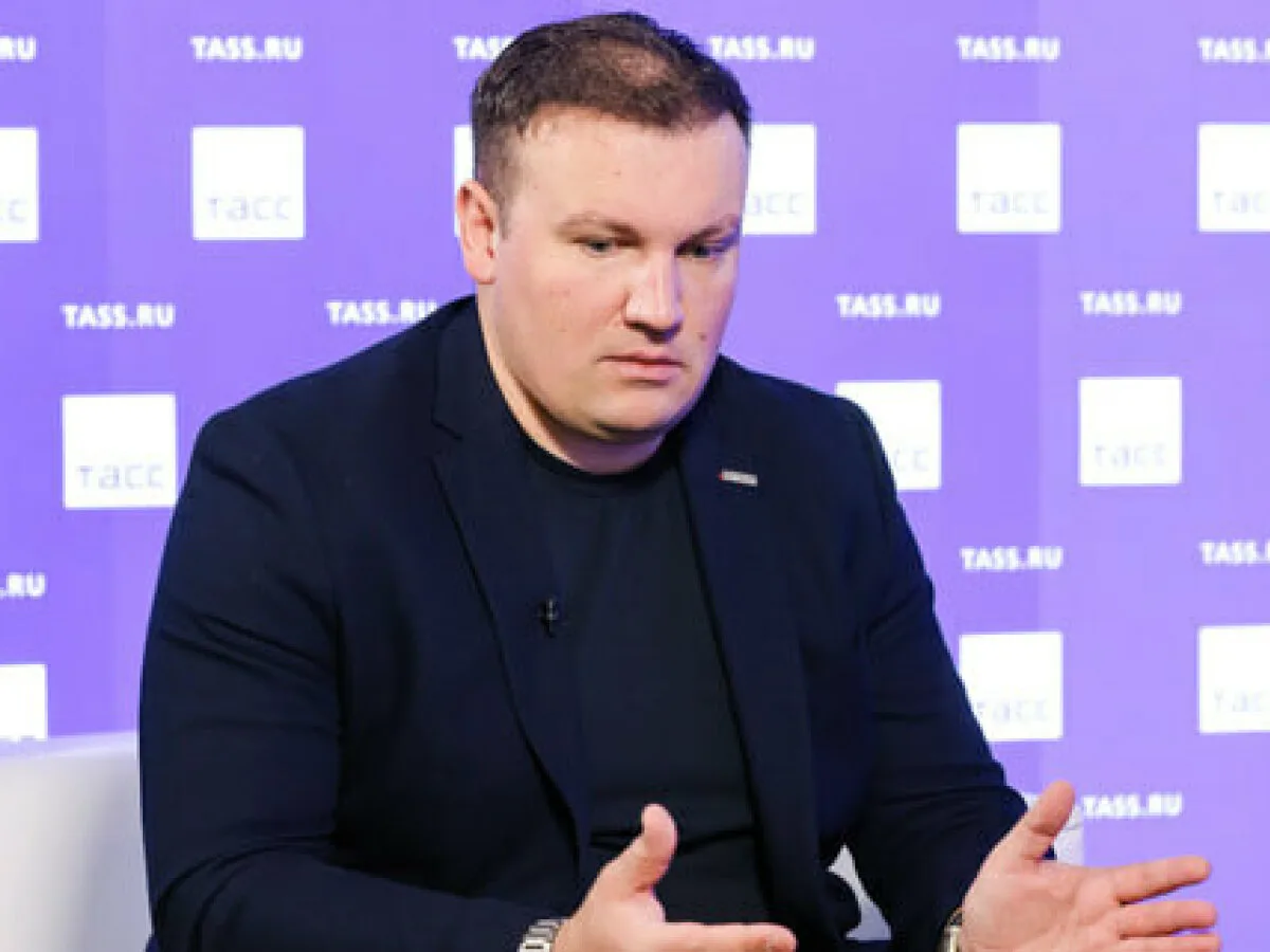 Топ новостей к этому часу на СМИ2 ⚡