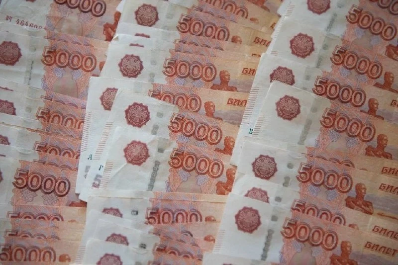 В Кемерове обманом завладели ценностями семьи школьника