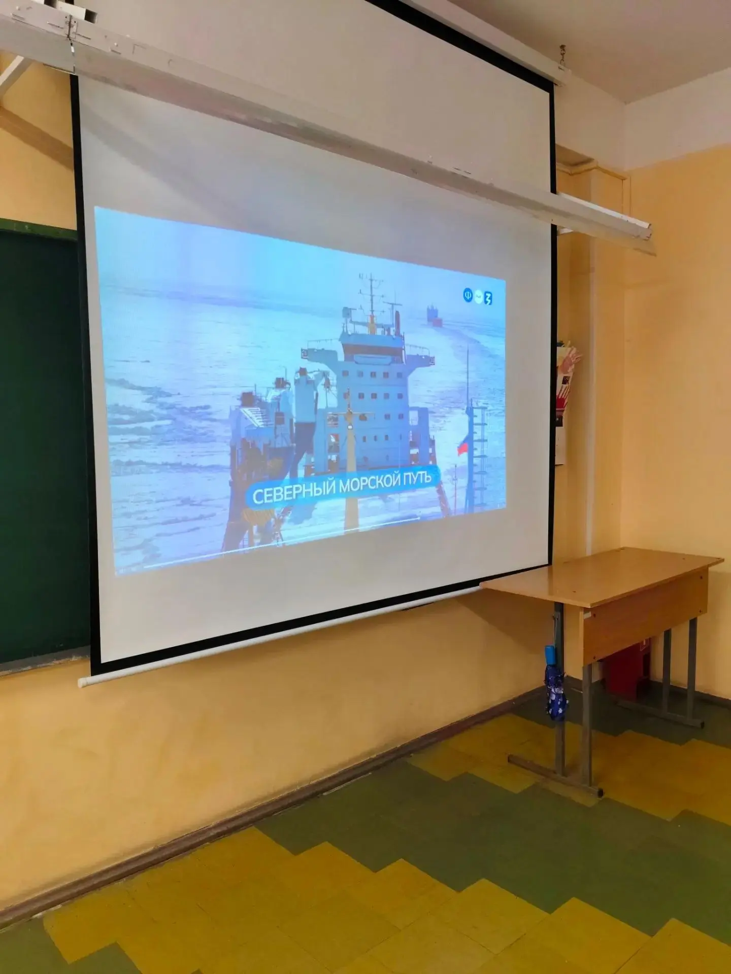 В школе продолжаются профориентационные занятия.