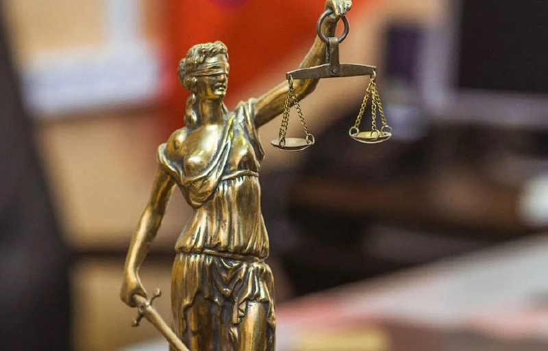 ⚖️ В Воронеже бывшего майора полиции приговорили к 3,5 года колонии за взятку и мошенни...