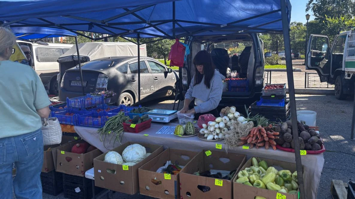 ФЕРМЕРСКАЯ ЯРМАРКА | В ХАБАРОВСКЕ ЗАВЕРШАЕТСЯ СЕЗОН ПРОДАЖ МЕСТНОЙ ПРОДУКЦИИ