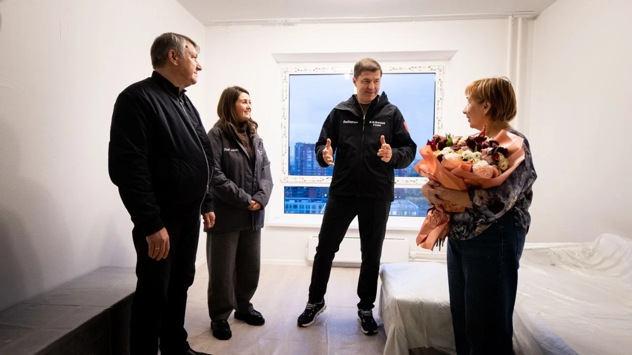 Почти 500 стеклопакетов заменили в пострадавших от атаки БПЛА домах Люберец