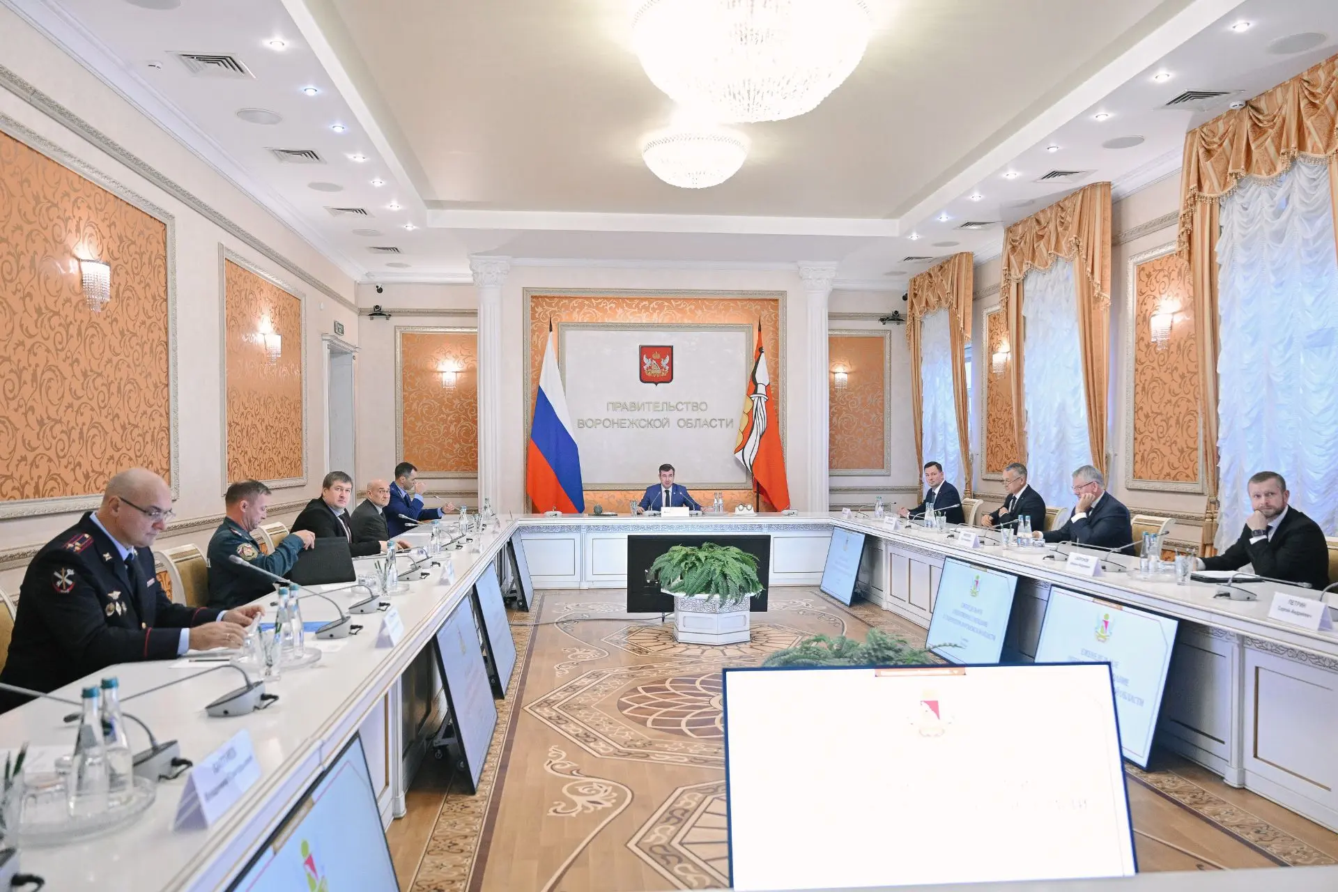 Министр Людмила Шелякина выступила на оперативном совещании под руководством первого за...