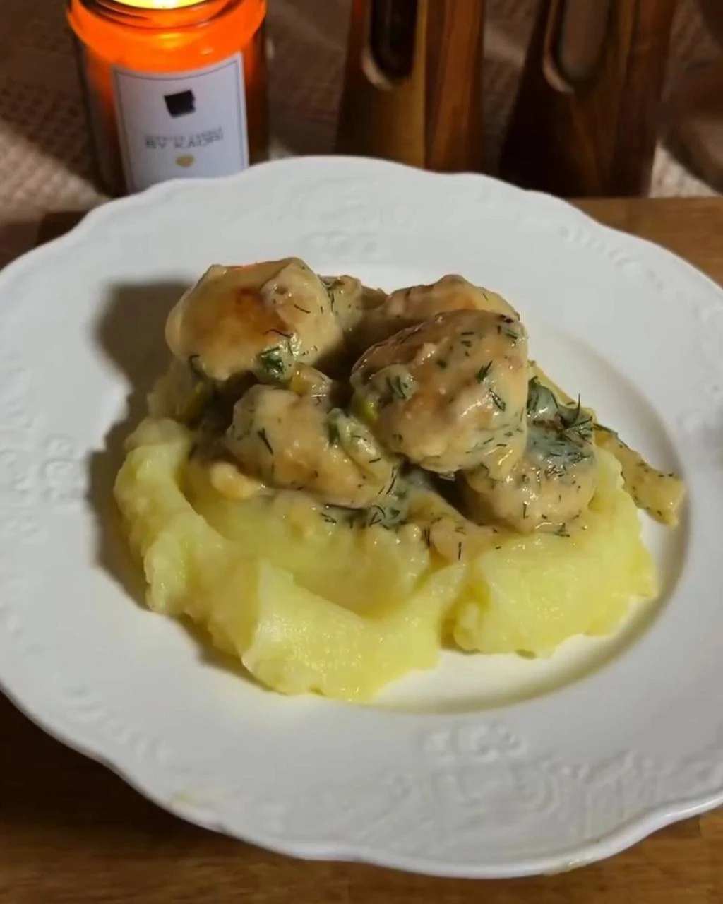 Сочные фрикадельки в сметанном соусе 🍴