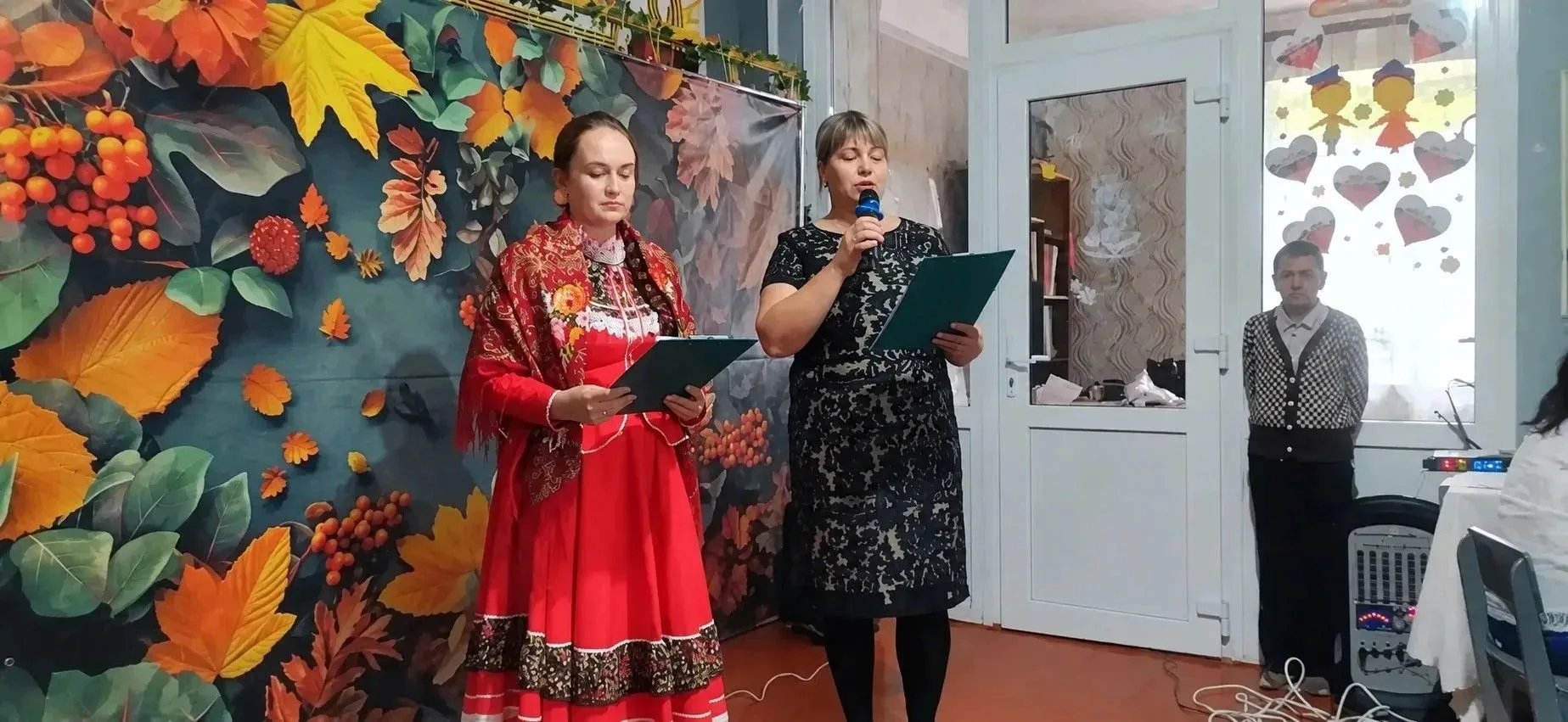 🍵 Тепло души и ароматный чай: в Казинке поздравили сельских женщин