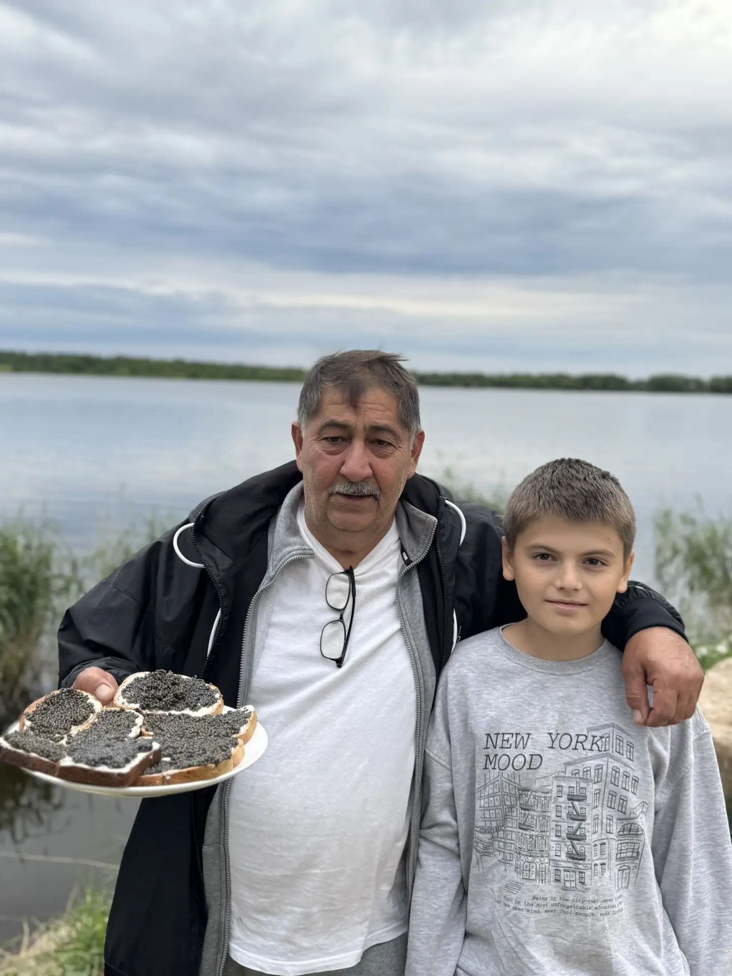 Давно че то я Вам главного амбасадора Белугафиш не показывал 😜