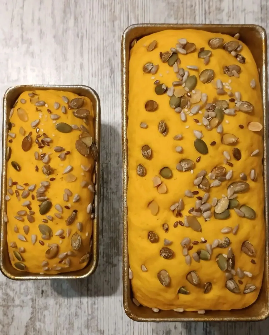 Вчера пекли тыквенный хлеб 🍞🎃. Уже во второй раз. Ну о-о-очень вкусно 😋. Теперь это ...