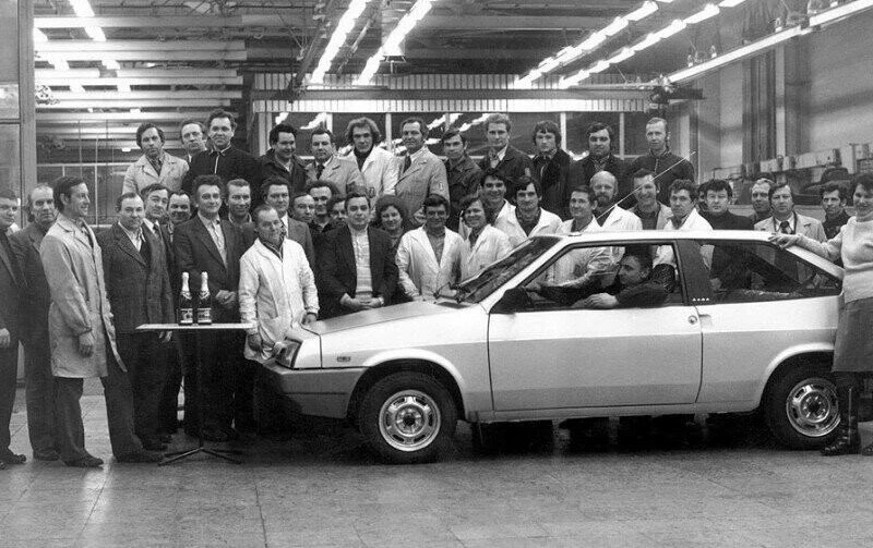 Первый опытный образец автомобиля ВАЗ–2108. СССР, 1978 год