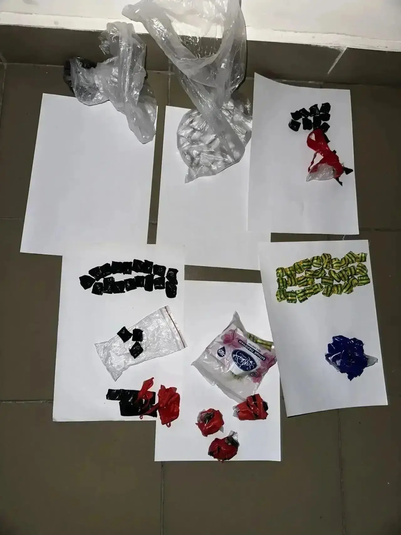 💉В Сургуте полицейские при помощи БПЛА пресекли попытку сбыта крупной партии наркотиков