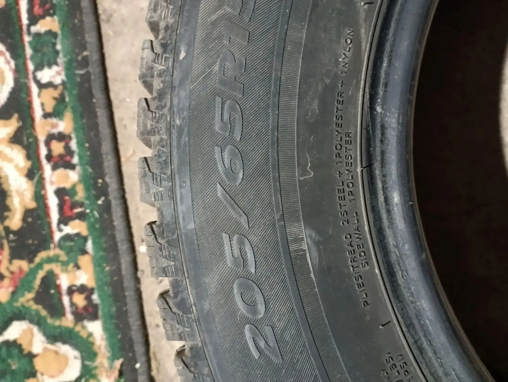 Продам шины б/у, R15,тел.89873468467