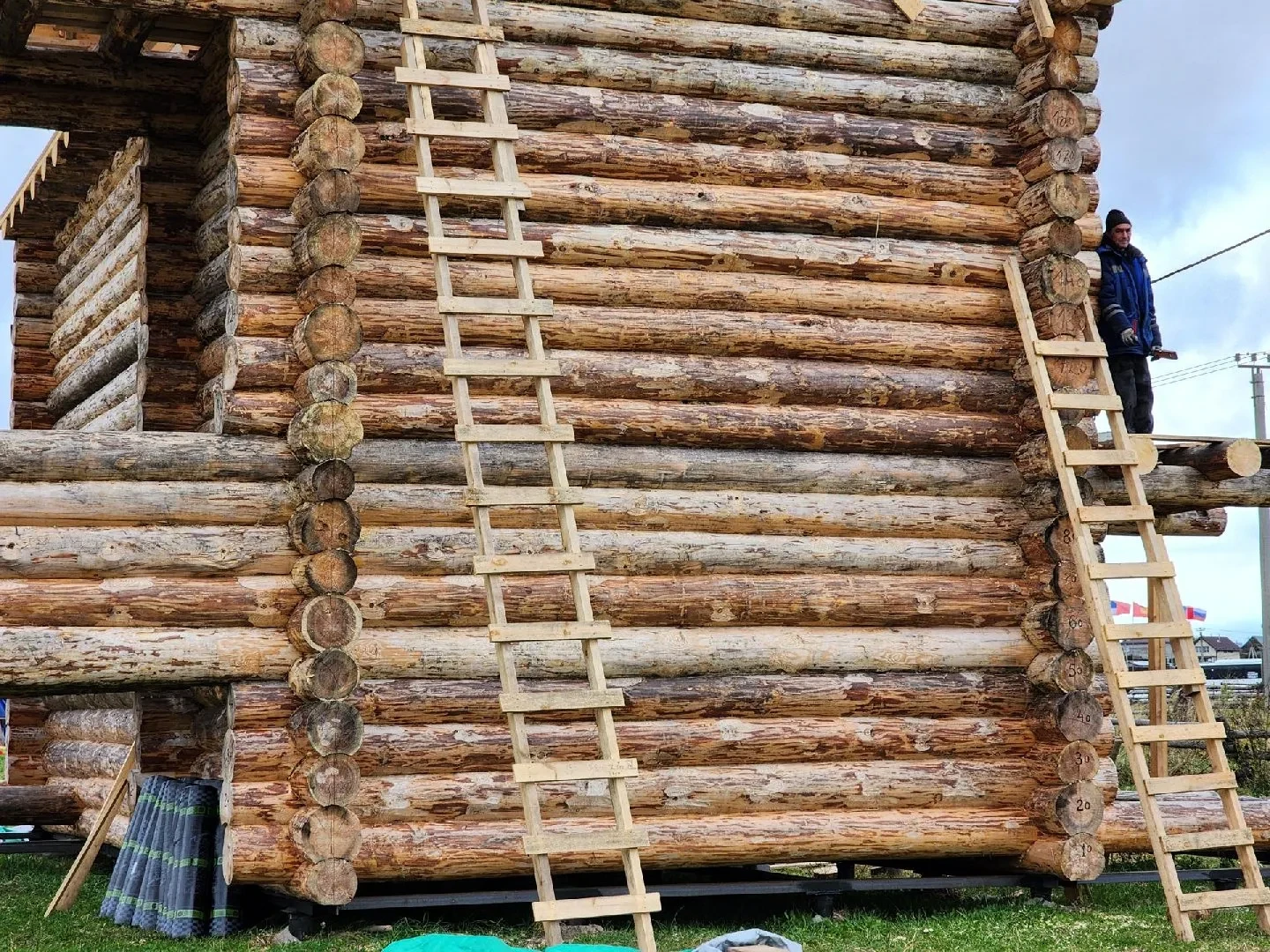 🏗 Под Сергиевым Посадом строят деревянную крепость XVII века