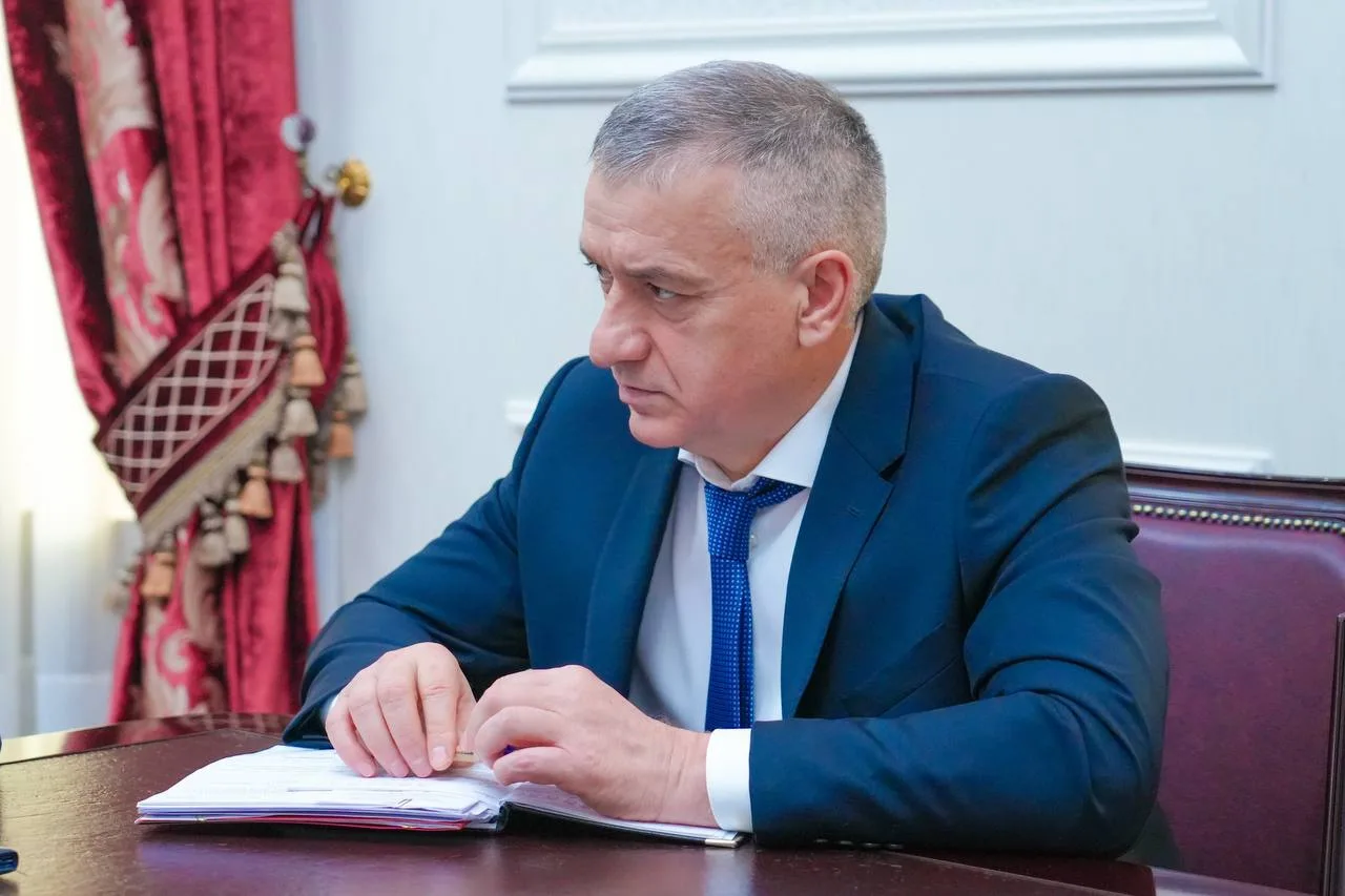 💬  Сергей Меняйло встретился с председателем Международного общественного движения «Вы...