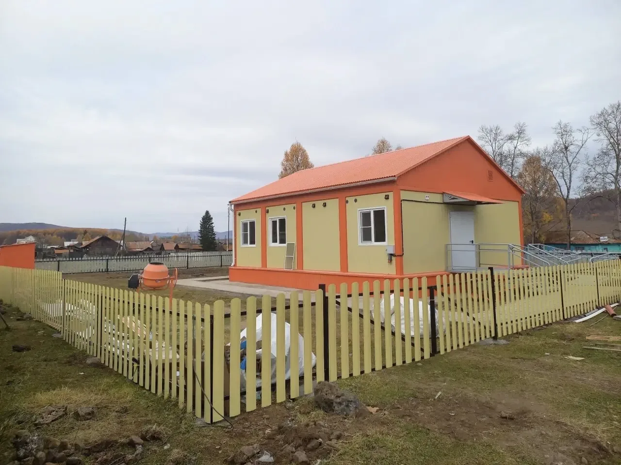 🏥 В Закаменском районе возведение нового ФАПа вышло на финишную прямую