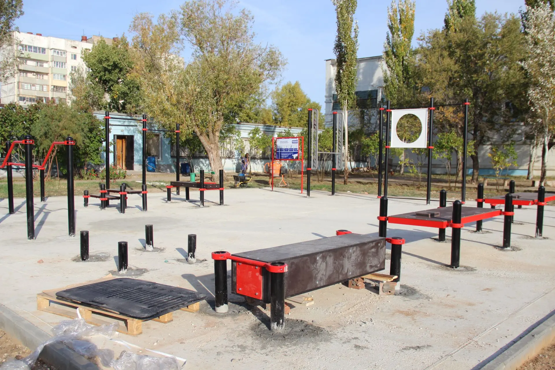 ✅Одним из объектов в городе, где завершаются работы по благоустройству, стала площадка ...