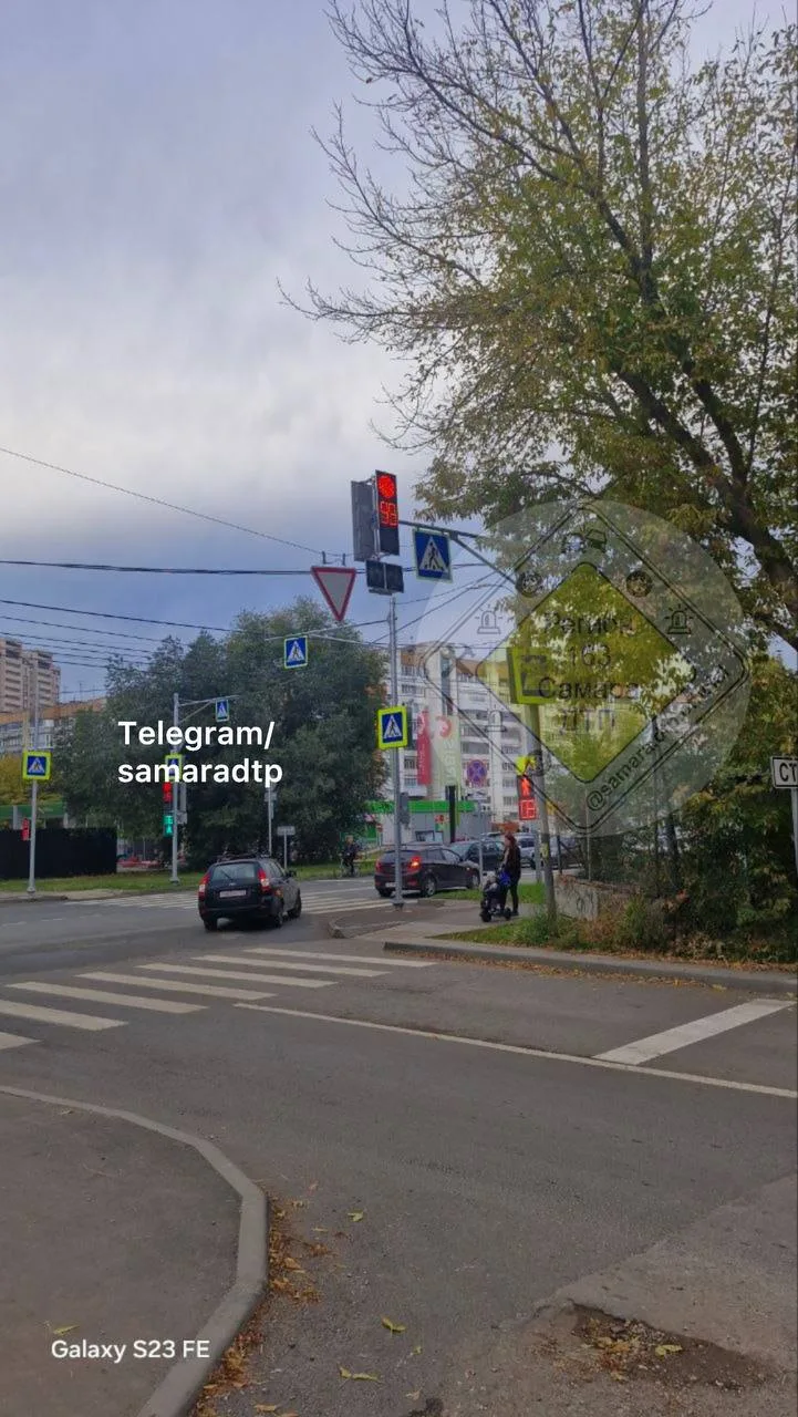 В Самаре недовольны новыми светофорами на перекрёстке Карла Маркса и Владимирской