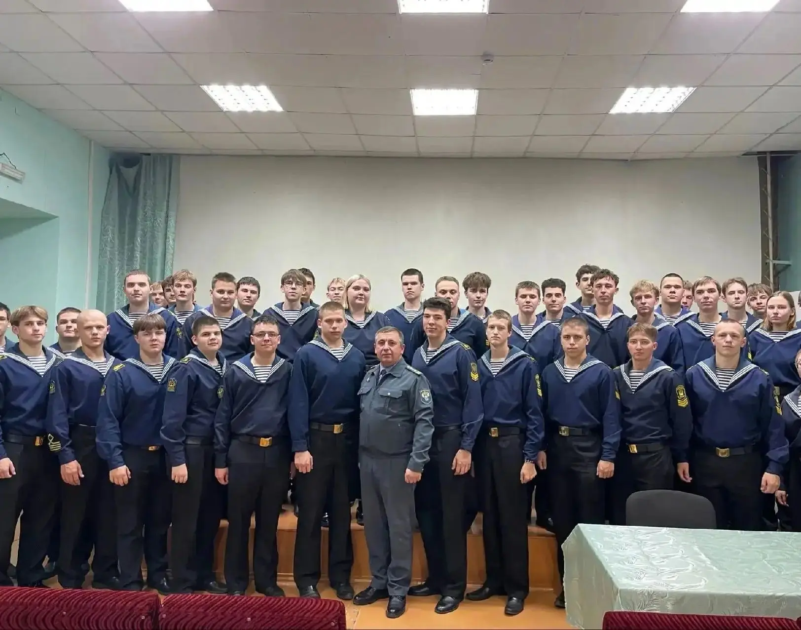 В Нижегородском речном училище им. И. П. Кулибина обсудили безопасность судоходства на ...