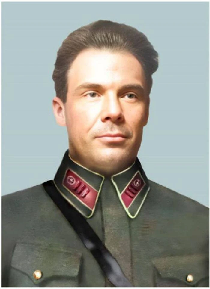 Создатель службы горючего.