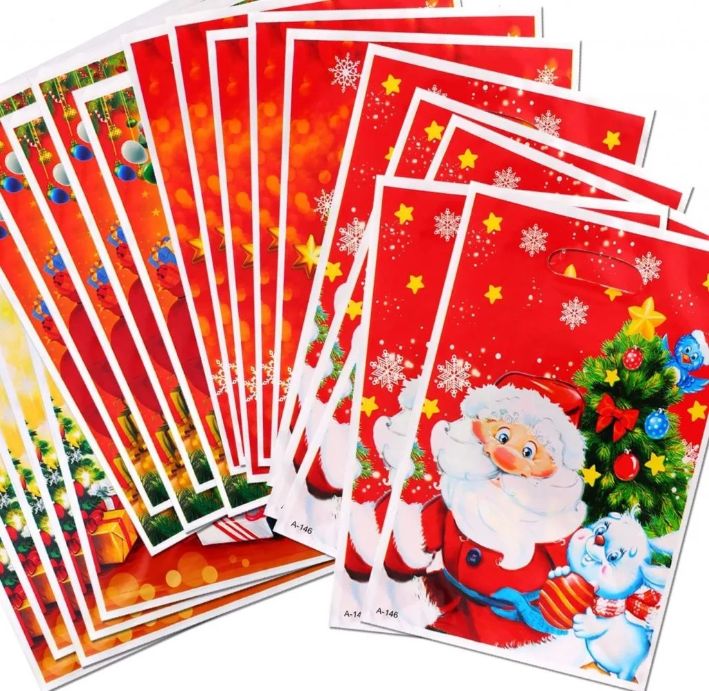 НАБОР ПАКЕТОВ ПОДАРОЧНЫХ НОВОГОДНИХ 10 ШТУК 25*17 СМ. ДЕД МОРОЗ🎄Цена 150 рублей