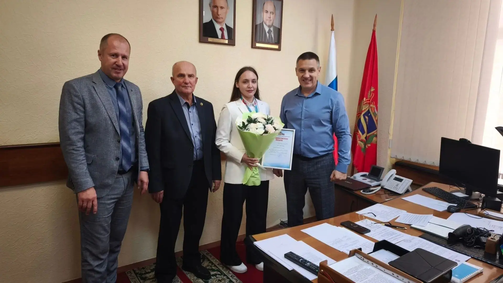 Врио замгубернатора Брянской области Андрей Фроленков провел встречу с выдающейся спорт...