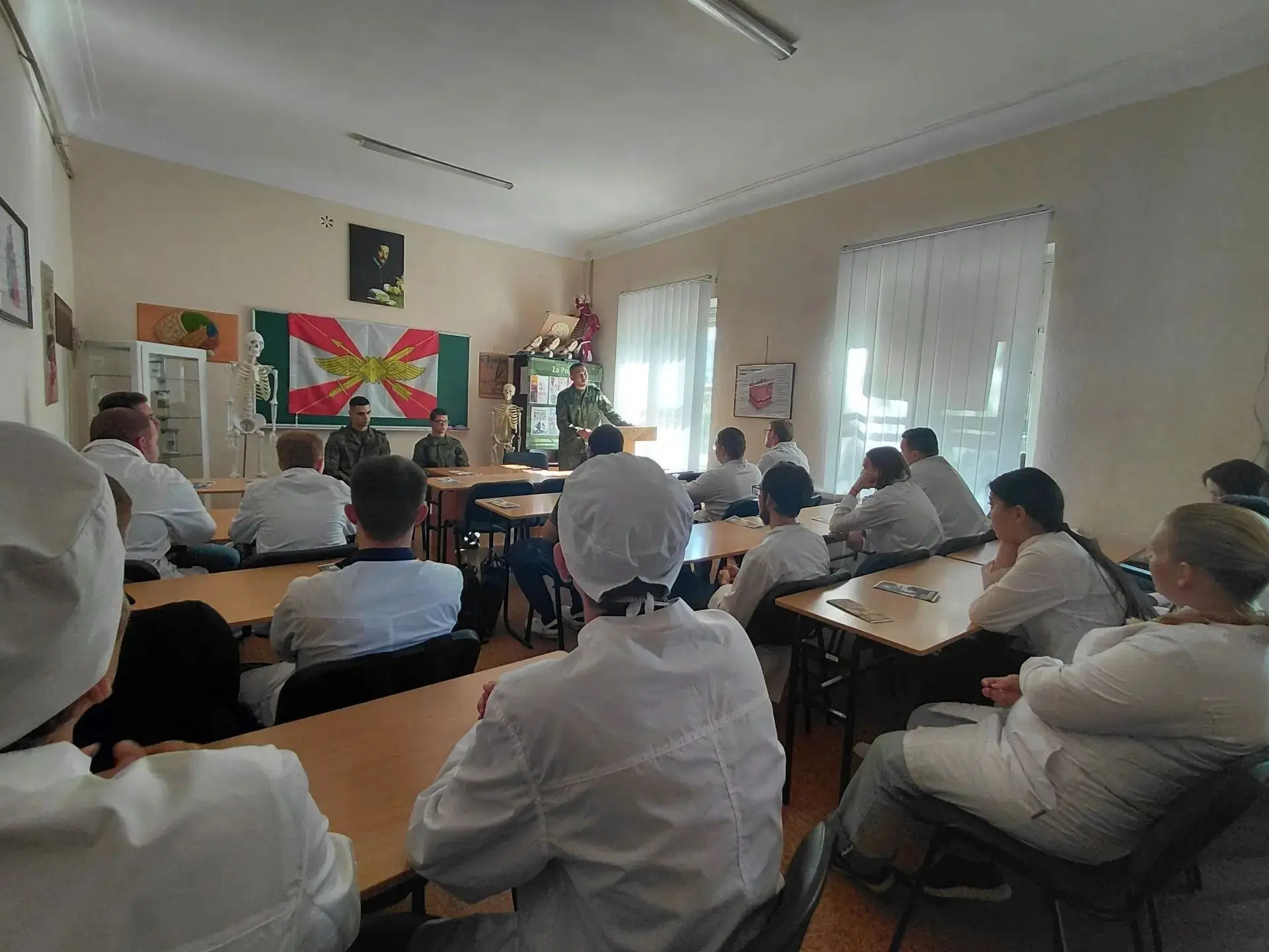 🎖️На прошлой неделе в Луганском медицинском колледже состоялась встреча с представител...