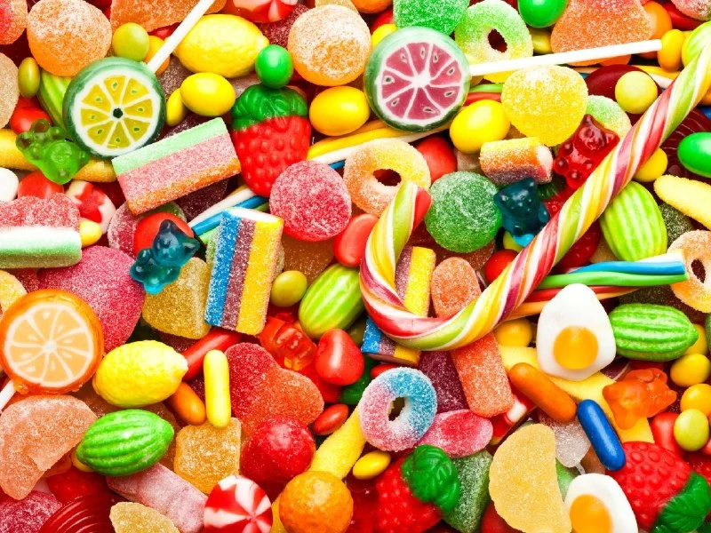 🍬 Сладости в России могут существенно вырасти в цене из-за новых налогов, сообщает РБК.