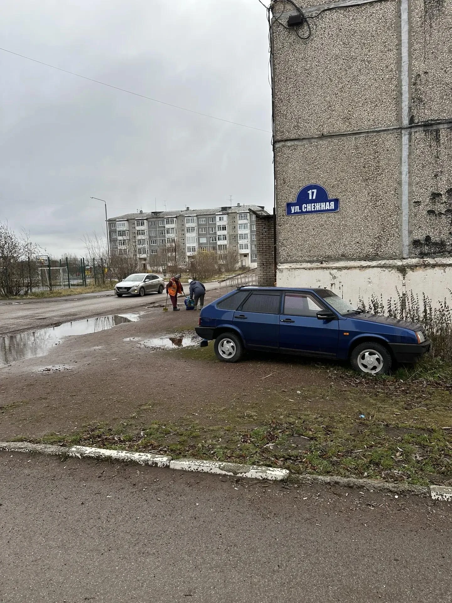 👷‍Сотрудниками ООО "ЖЭУ Горняцкое" на 13.10.2026 года выполнялись следующие виды работ: