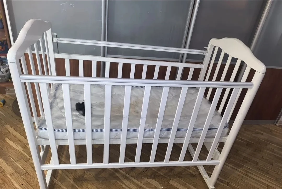 Детская кроватка даром самовывоз